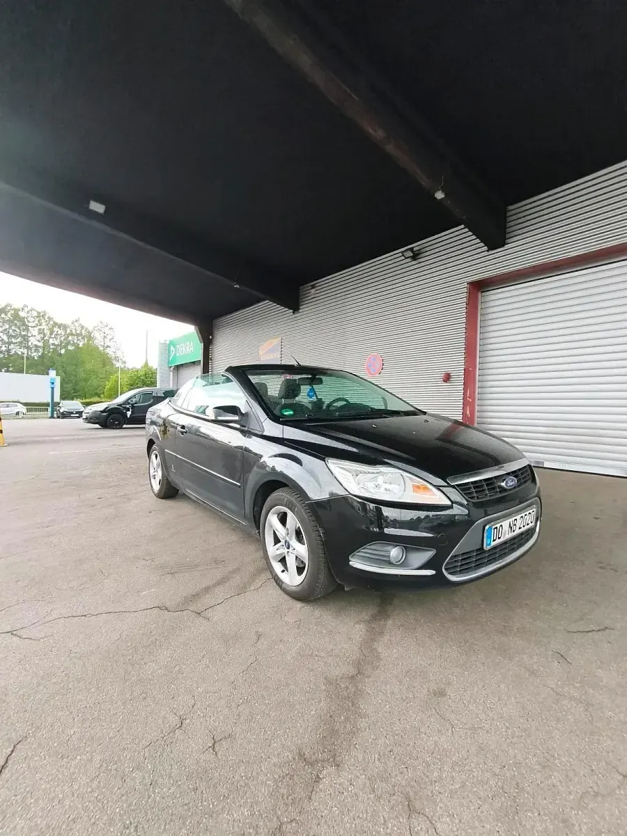 Gebraucht Ford Focus Cabriolet 101 PS (74 kW) 2009 Schwarz Cabrio
