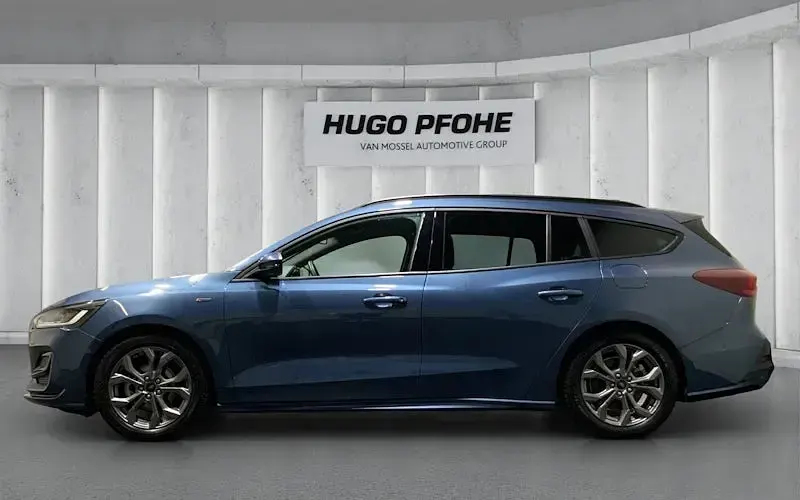 Gebraucht Ford Focus ST-Line X 155 PS (114 kW) 2024 Blau Kombi