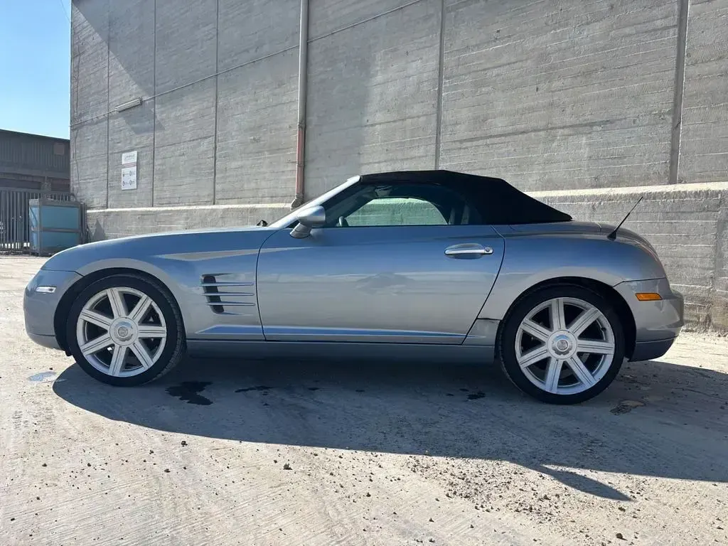 Usado Chrysler Crossfire 219 CV (161 kW) 2005 Plateado Descapotable