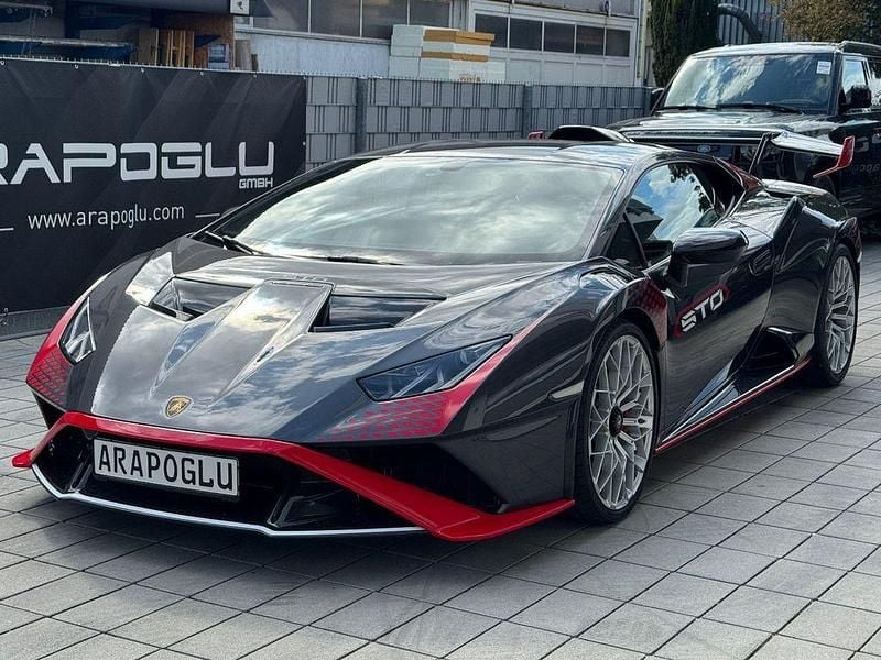 Second-hand Lamborghini Huracán 640 CP (470 kW) 2022 Gri Coupe