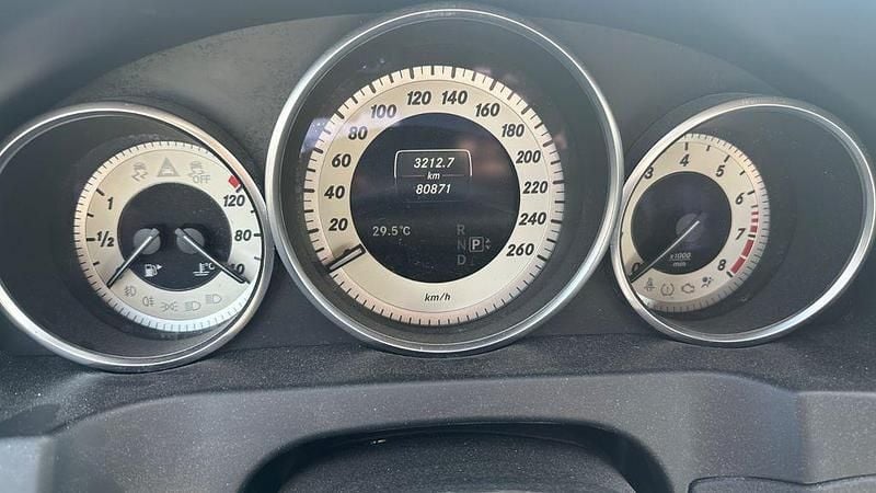 Gebraucht Mercedes E250 211 PS (155 kW) 2014 Schwarz Cabrio