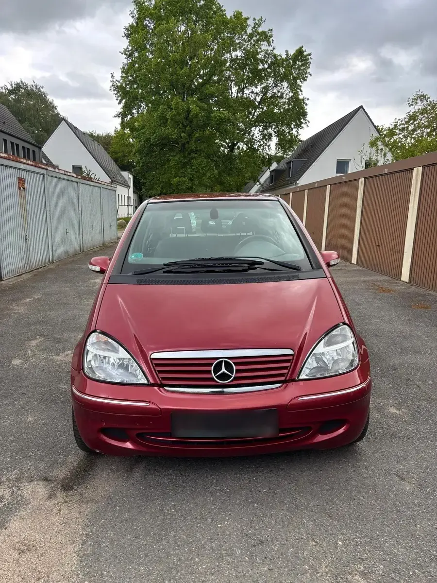 Gebraucht Mercedes A160 Elegance 102 PS (75 kW) 2003 Rot Limousine
