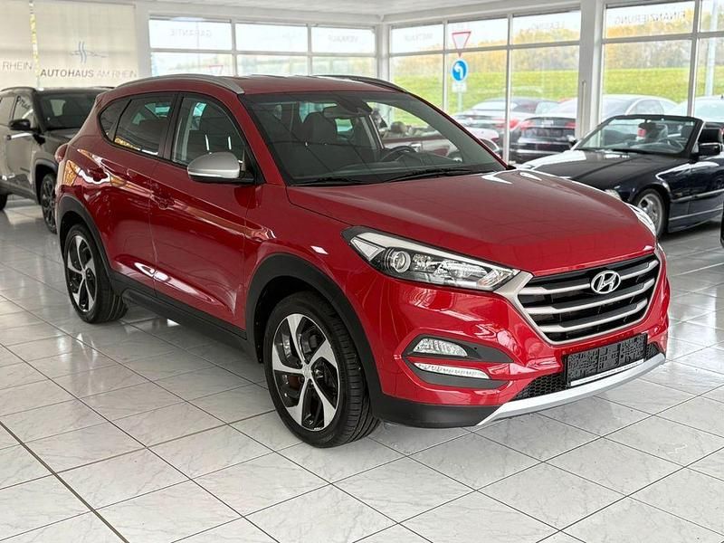 Rot Gebraucht 2017 Hyundai Tucson Advantage SUV | 17.990 € (Fairer Preis) - Bild 1/4