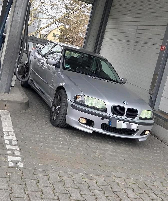 Silber Gebraucht 2000 BMW 323 Limousine | 3.500 € (Guter Preis) - Bild 1/4