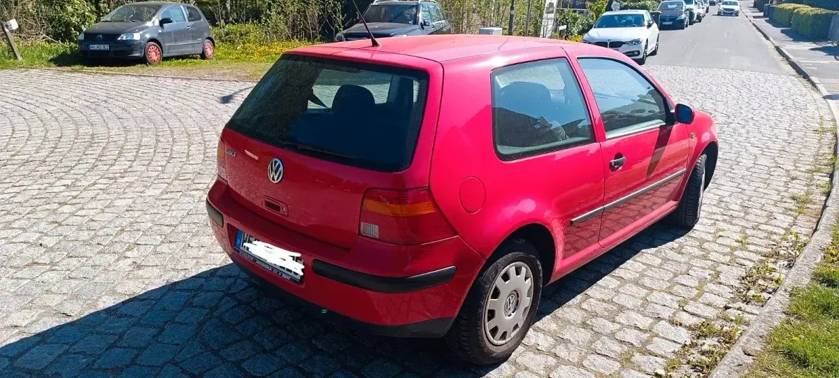 Brugt VW Golf III Basis 75 HK (55 kW) 1999 Rød Sedan