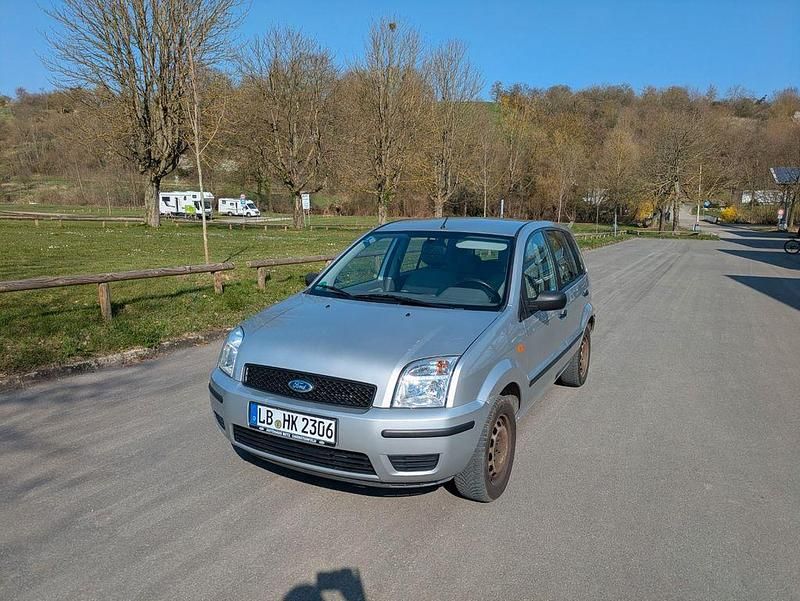 Gebraucht Ford Fusion 101 PS (74 kW) 2005 Silber Kleinwagen