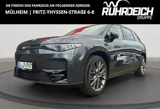 Gebraucht Leapmotor C10 215 PS (158 kW) 2025 Grau SUV
