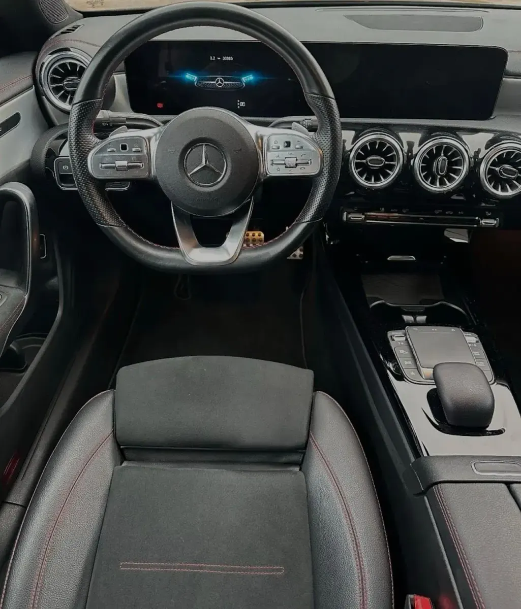 Gebraucht Mercedes CLA200 AMG line 163 PS (119 kW) 2022 Andere farben Coupé