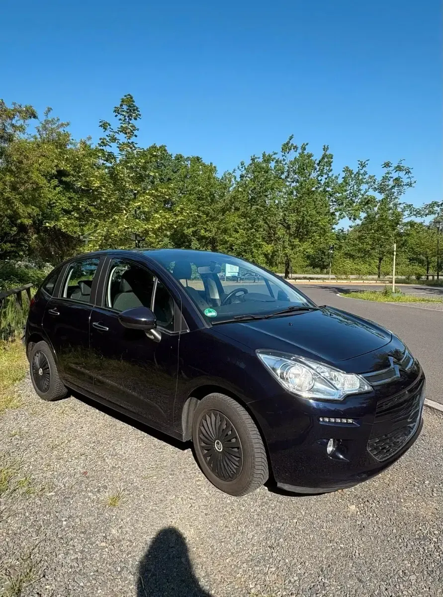 Gebraucht Citroën C3 SELECTION 82 PS (60 kW) 2015 Blau Limousine