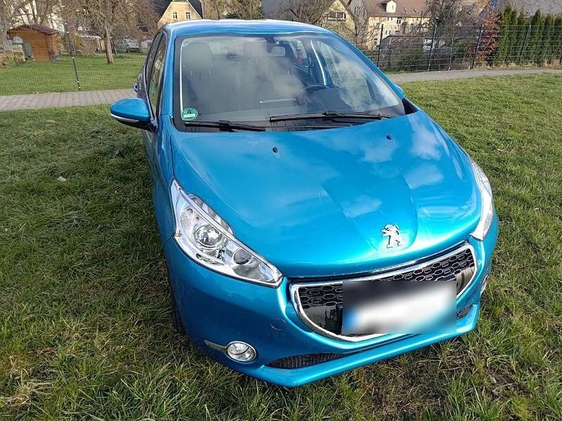 Gebraucht Peugeot 208 82 PS (60 kW) 2013 Kleinwagen