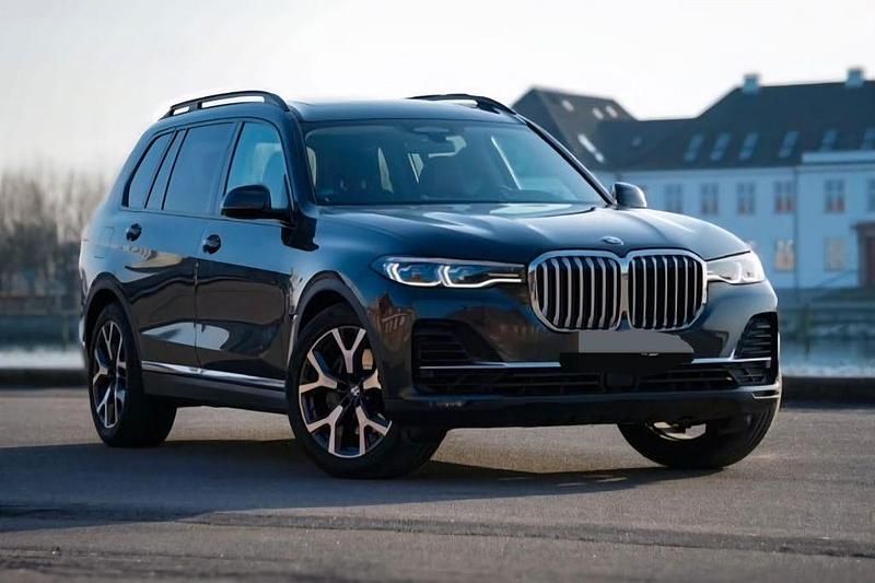 Grau Gebraucht 2021 BMW X7 Sport Line SUV | 50.500 € (Superpreis) - Bild 1/4