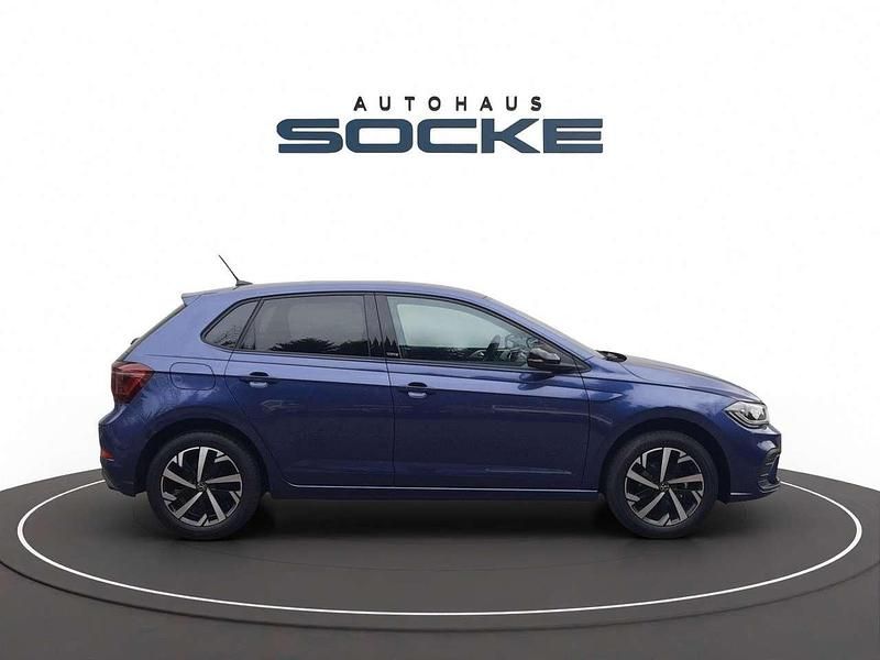 Gebraucht VW Polo Move 95 PS (69 kW) 2024 Vibrant violet metallic Kleinwagen