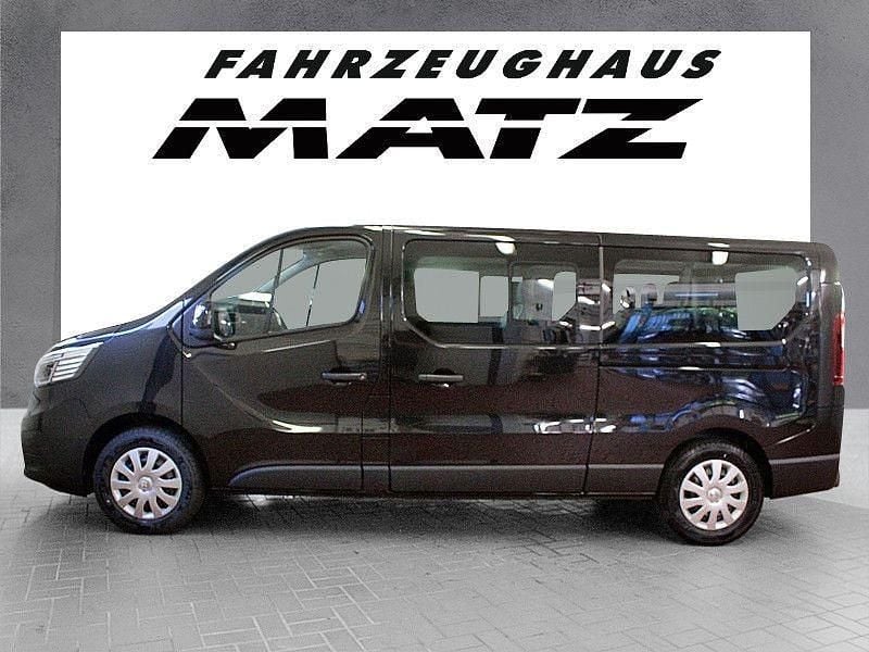 Neu Renault Trafic Evolution 150 PS (110 kW) 2025 Silber Van / Kleinbus