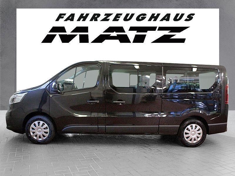 Silber Neu 2025 Renault Trafic Evolution Van | 41.495 € (Etwas zu teuer) - Bild 1/4