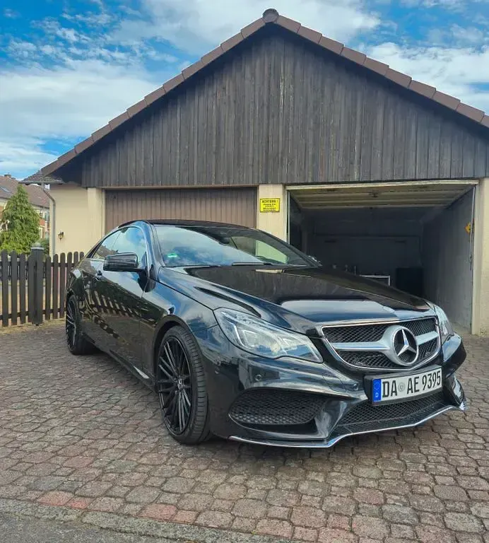 Gebraucht Mercedes E350 AMG line 252 PS (185 kW) 2013 Schwarz Coupé