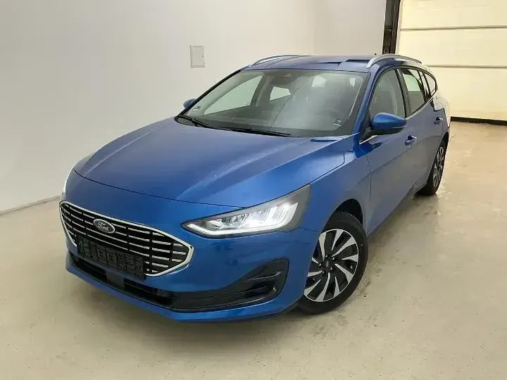 Usata Ford Focus Titanium 155 CV (114 kW) 2025 Blu Station wagon