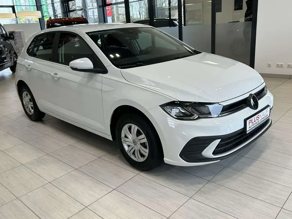 Neu VW Polo Basis 80 PS (58 kW) 2025 Pure white Kleinwagen
