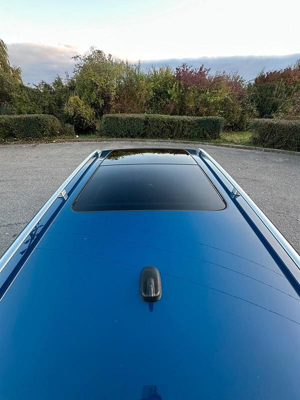 Usata VW Touran 2012 Blu Monovolume