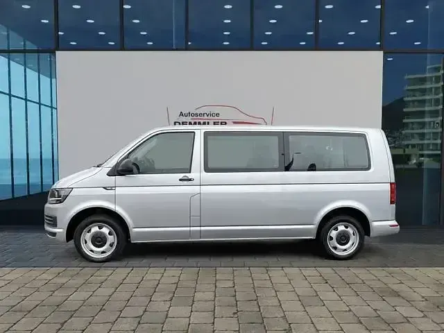 Używany VW Caravelle 102 KM (75 kW) 2017 Andere Van
