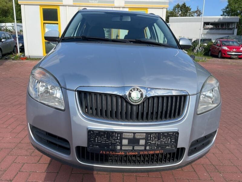 Silber Gebraucht 2008 Skoda Fabia Ambiente Kombi | 2.700 € (Fairer Preis) - Bild 1/4