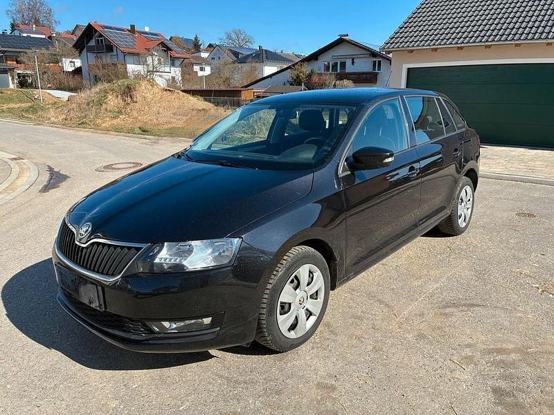 Gebraucht Skoda Rapid Style 110 PS (80 kW) 2019 Schwarz Kleinwagen