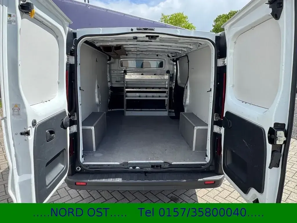 Używany Opel Vivaro 145 KM (106 kW) 2017 Biały Minivan