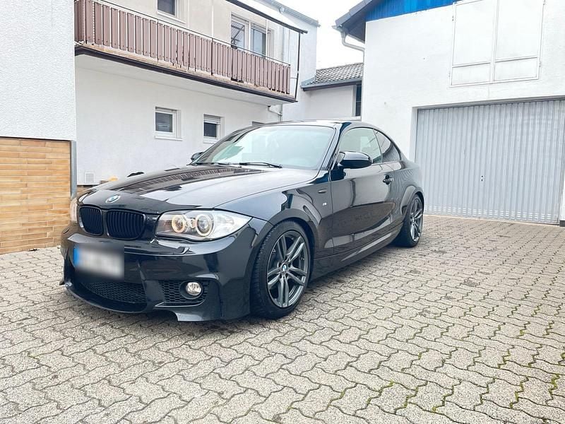 Gebraucht BMW 120 Coupé M Sport 177 PS (130 kW) 2008 Schwarz Coupé