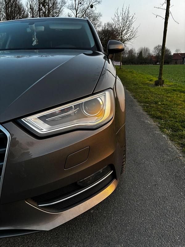 Gebraucht Audi A3 150 PS (110 kW) 2016 Grau Kleinwagen