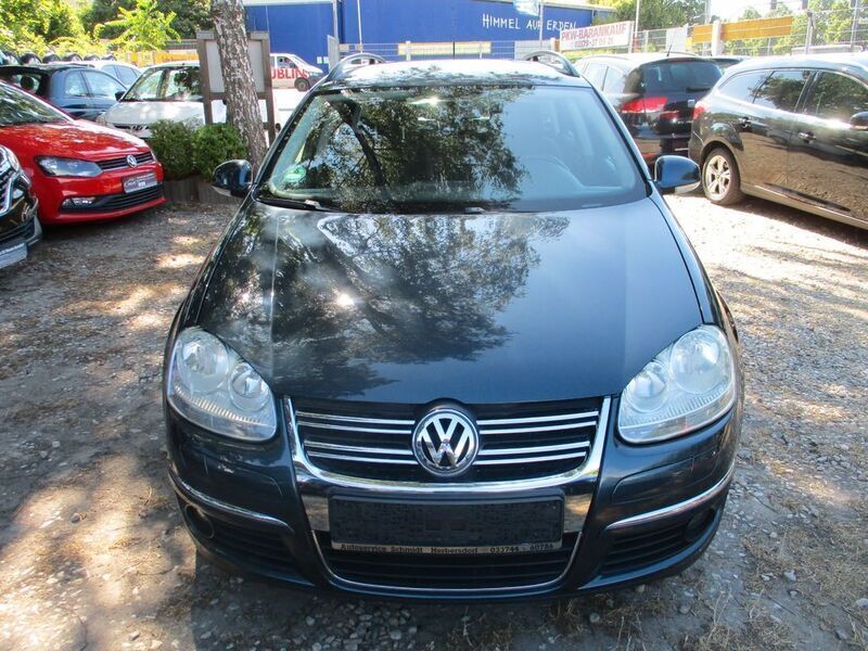 Gebraucht VW Golf V Comfortline 122 PS (89 kW) 2008 Bluegraphit Kombi