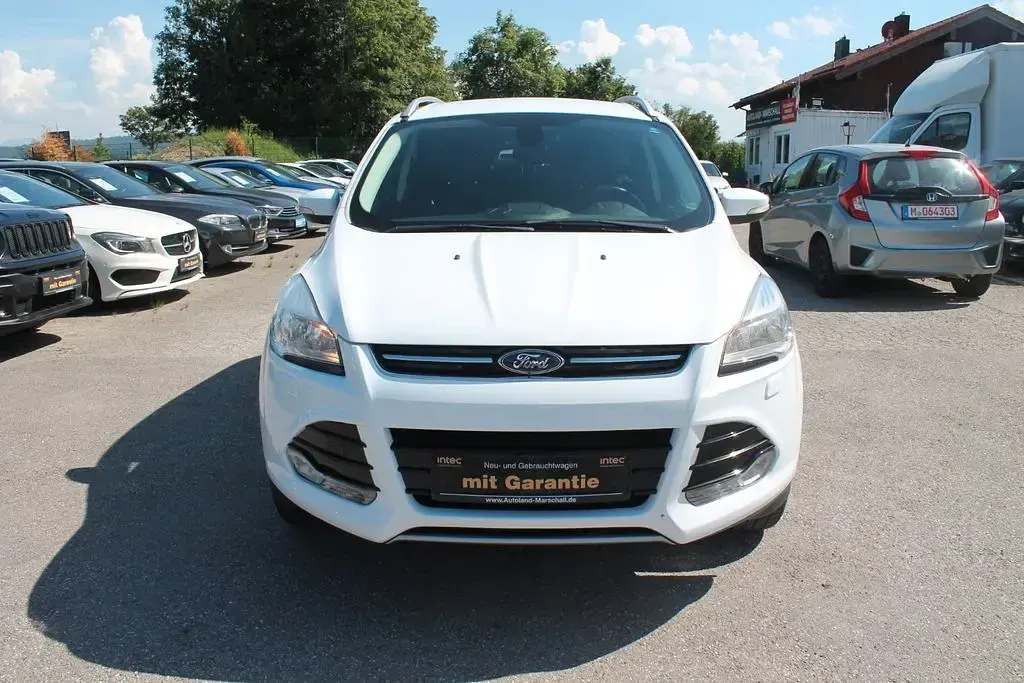 Gebraucht Ford Kuga 140 PS (102 kW) 2013 Weiß SUV