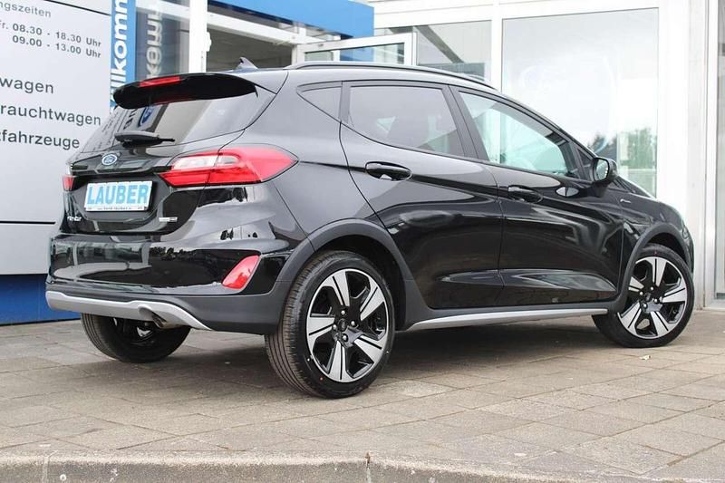 Gebraucht Ford Fiesta Active 125 PS (91 kW) 2023 Agate black Kleinwagen