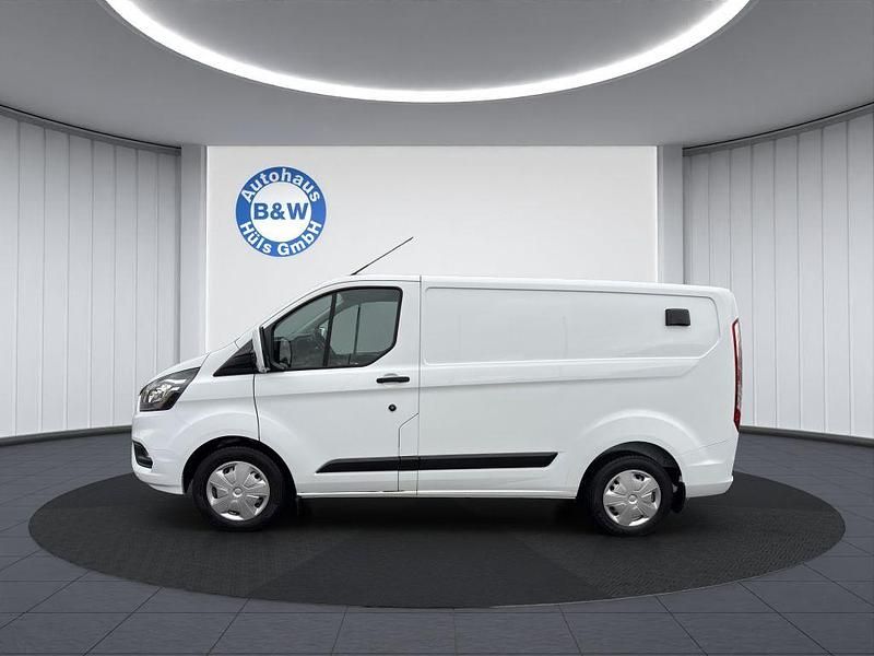 Gebraucht Ford Transit Custom Trend 131 PS (96 kW) 2022 Weiß Van / Kleinbus