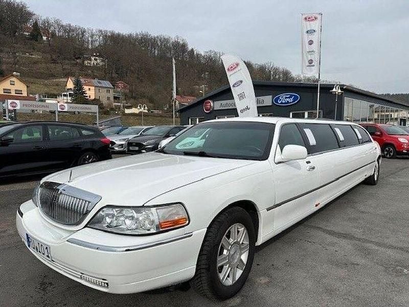 Gebraucht Lincoln Town Car 242 PS (177 kW) 2006 Weiß Limousine