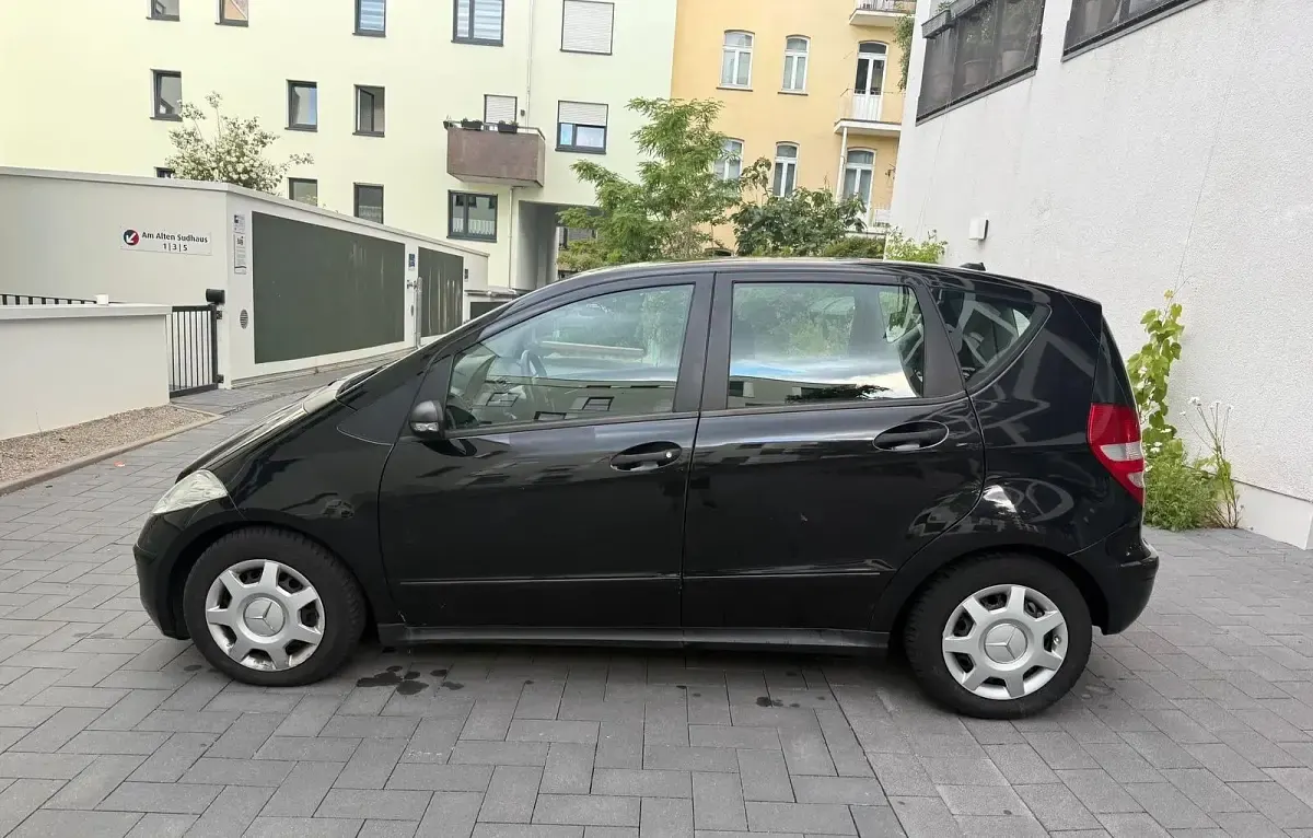 Gebraucht Mercedes A150 95 PS (69 kW) 2005 Schwarz Kleinwagen