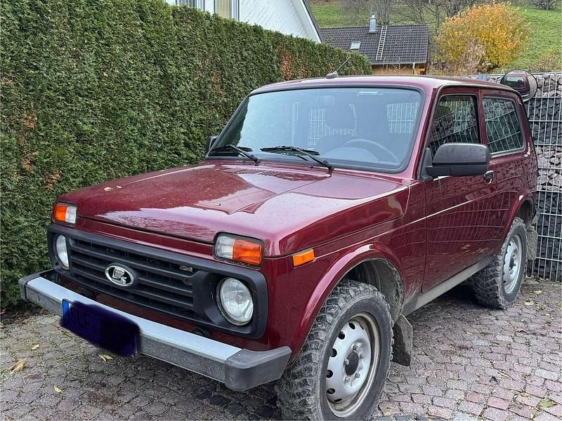 Gebraucht 2021 Lada niva SUV | 15.500 € (Fairer Preis) - Bild 1/1
