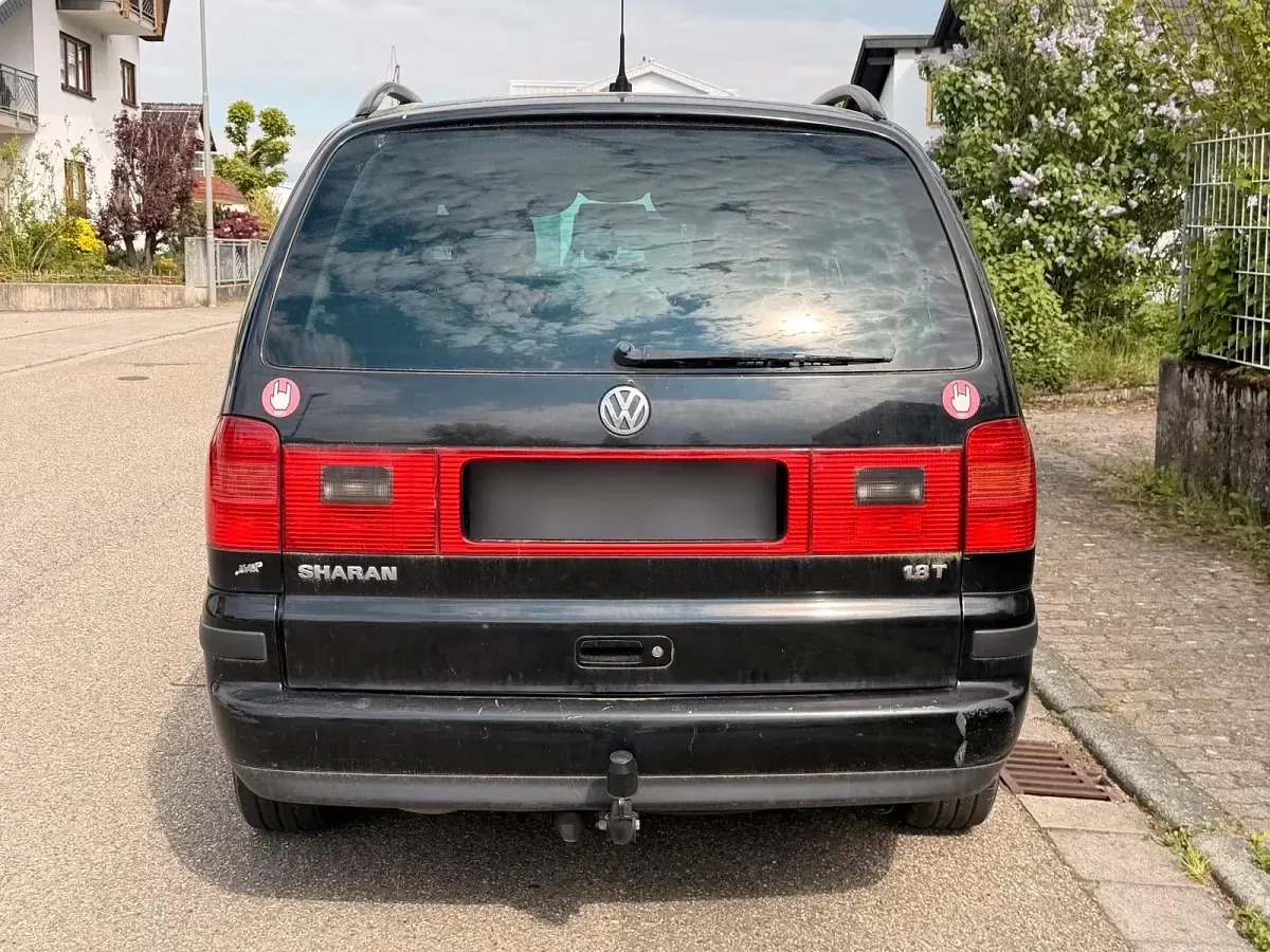 Gebraucht VW Sharan 150 PS (110 kW) 2002 Schwarz Van / Kleinbus