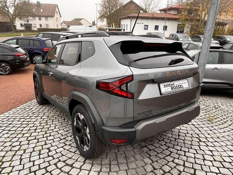 Neu Dacia Duster Extreme 141 PS (103 kW) 2025 Grau SUV