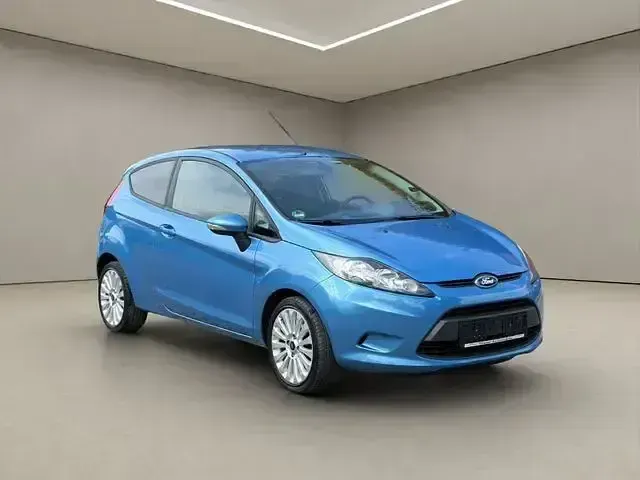 Gebraucht Ford Fiesta Trend 270 PS (198 kW) 2009 Blau Kleinwagen