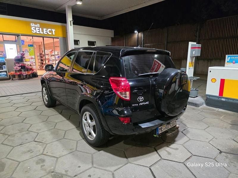 Gebraucht Toyota RAV4 Executive 177 PS (130 kW) 2007 Schwarz SUV