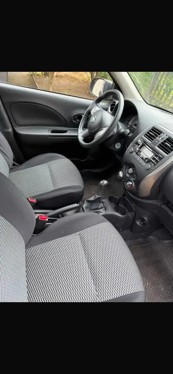 Gebraucht Nissan Micra 81 PS (59 kW) 2016 Schwarz Kleinwagen