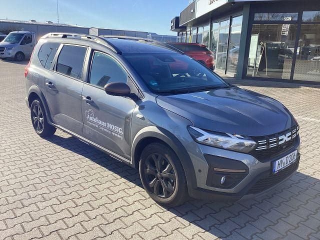 Gebraucht Dacia Jogger Extreme 110 PS (80 kW) 2024 Grau Van / Kleinbus