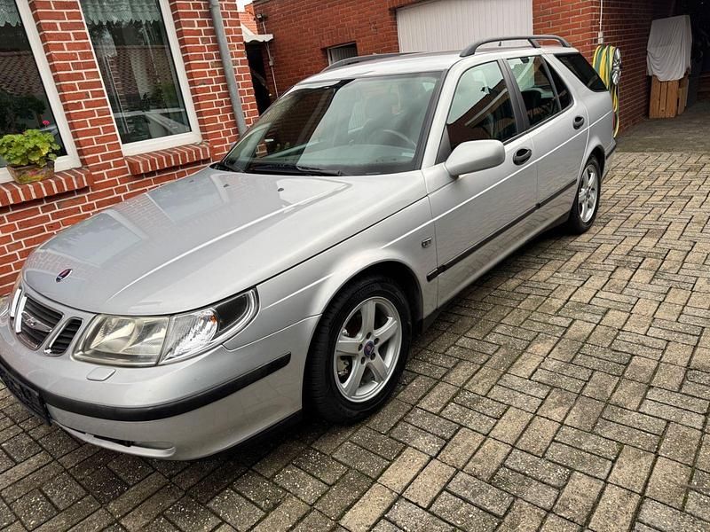 Silber Gebraucht 2002 Saab 9-5 Kombi | 2.699 € (Fairer Preis) - Bild 1/4