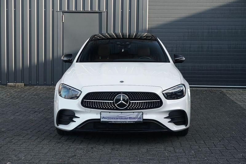 Gebraucht Mercedes E450 AMG 367 PS (269 kW) 2022 Weiß Limousine