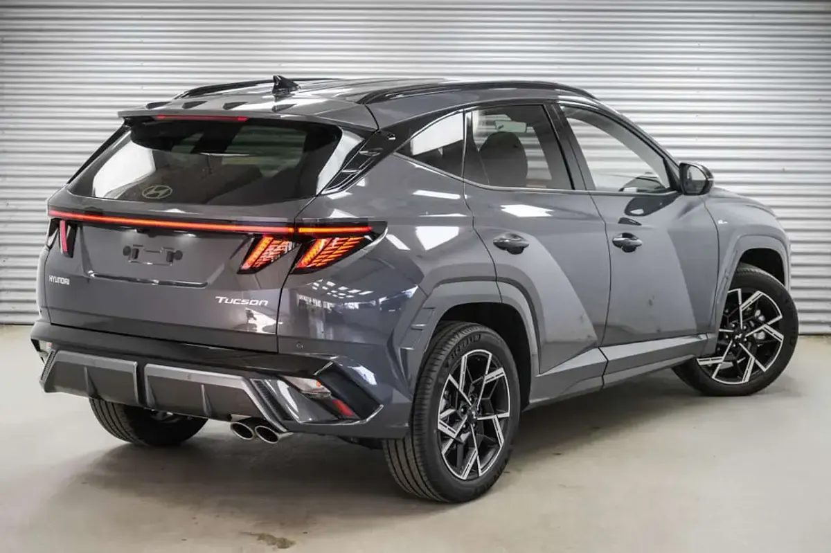Neu Hyundai Tucson N Line 179 PS (131 kW) 2026 Ecotronic grey SUV