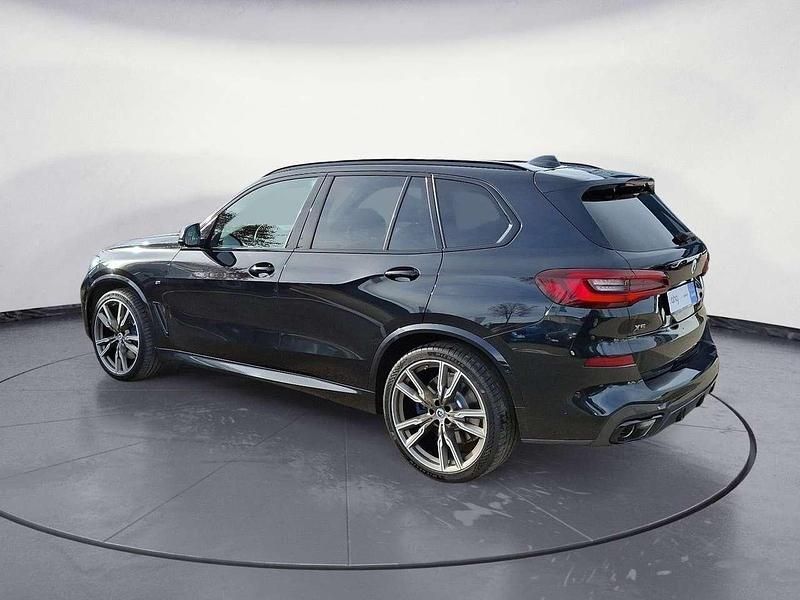 Gebraucht BMW X5 M 530 PS (389 kW) 2022 Saphirschwarz metallic SUV