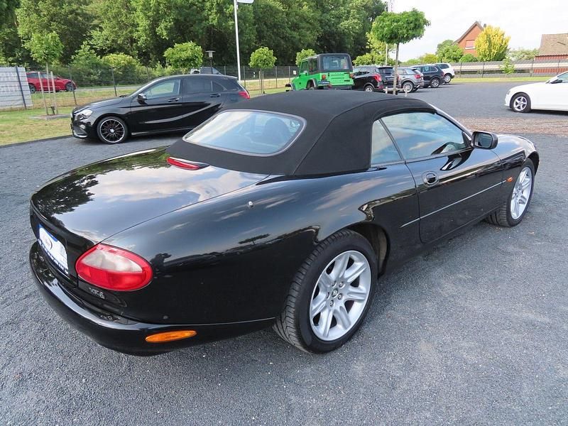 Gebraucht Jaguar XK8 284 PS (208 kW) 1997 Schwarz Cabrio