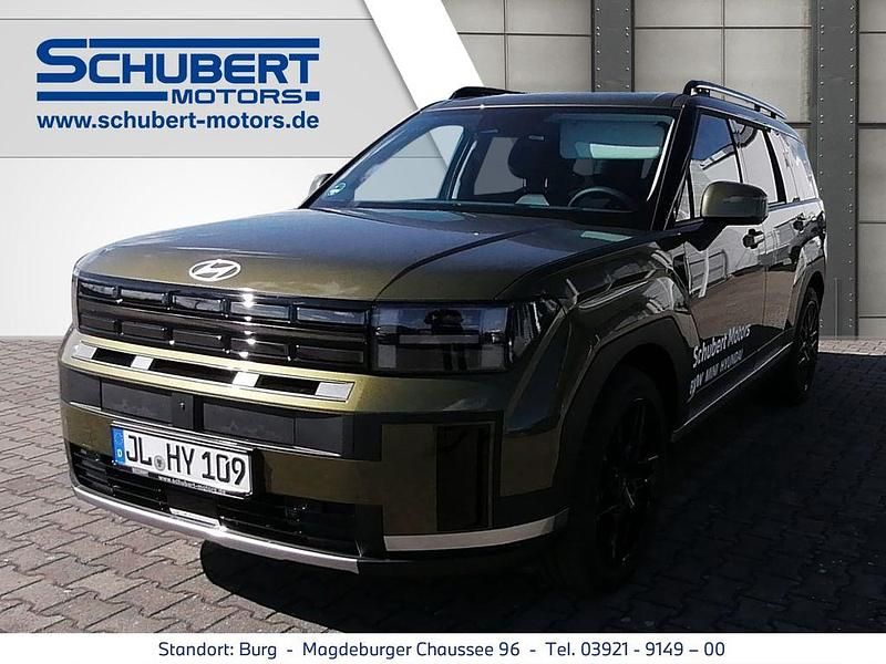 Gruen Gebraucht 2024 Hyundai Santa Fe Intro Edition SUV | 48.900 € - Bild 1/4
