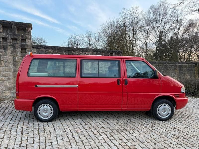 Gebraucht VW T4 116 PS (85 kW) 2003 Rot Van