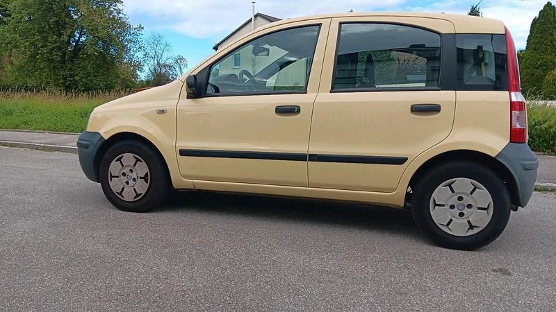 Gelb Gebraucht 2009 Fiat Panda Kleinwagen | 1.300 € (Guter Preis) - Bild 1/4