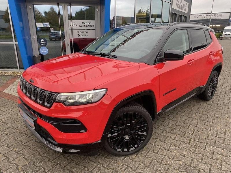 Gebraucht Jeep Compass 131 PS (96 kW) 2024 Rot SUV